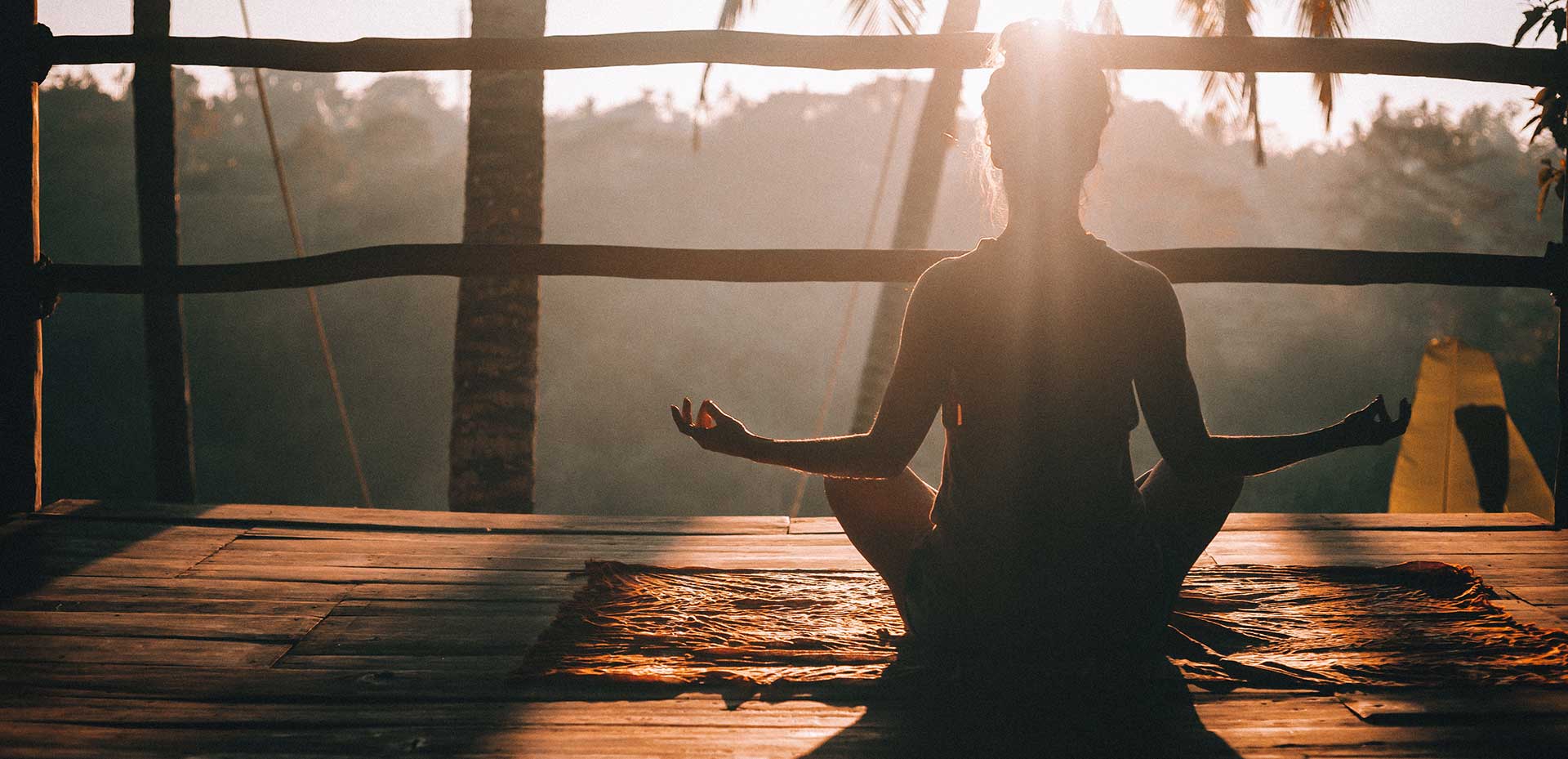 balitourvoyage yoga meditation header
