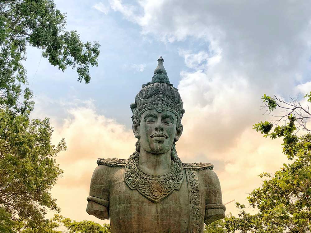 Garuda Wisnu Kencana - Wisnu Statue